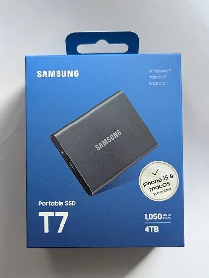 Samsung Portable SSD T7 4TB Silver (MU-PC4T0T/WW)