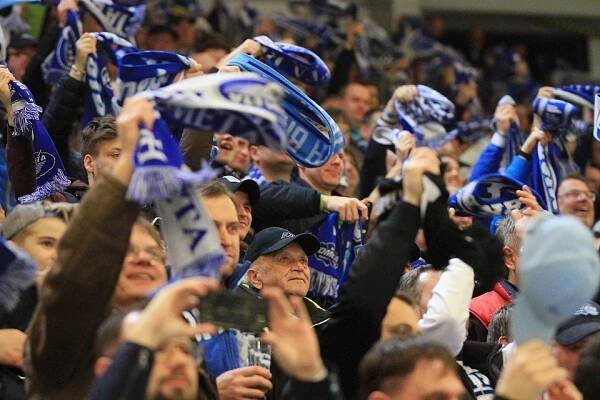 HC Kometa Brno » Kometa představuje program pro držitele permanentních vstupenek