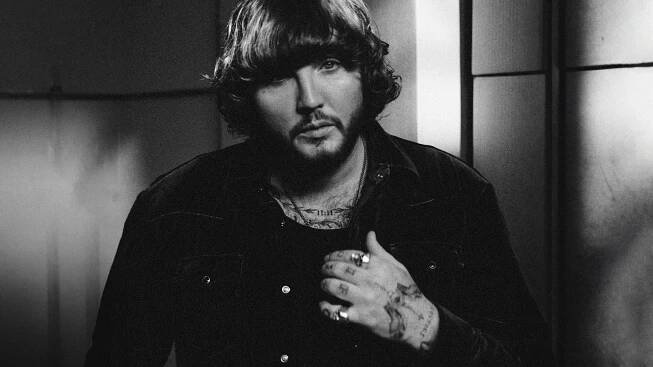 James Arthur míří do Prahy s novým albem Bitter Sweet Love! Tady jsou všechny informace o jeho koncertu