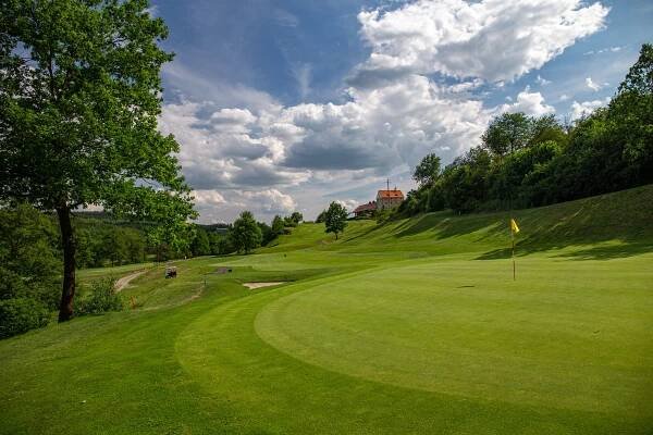 Greensgate Dýšina - luxusní balíček play and stay