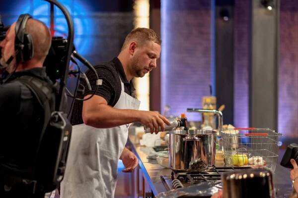 Drsný boj o postup do finále MasterChefa začíná: Oheň, led a sladká tečka!