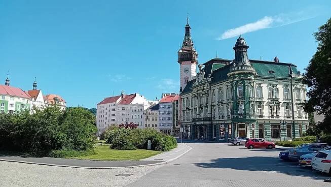 Soubor:Krnov, Hlavní náměstí (červen 2025).jpg