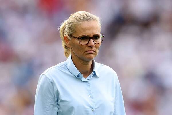 Ian Wright slams Sarina Wiegman for 'massive mistake' in Women's Euros final