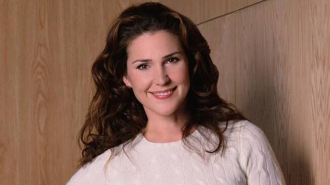 20 Unbelievable Facts About Peri Gilpin