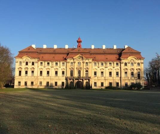 Zámek Měšice (Tábor) v Měšice