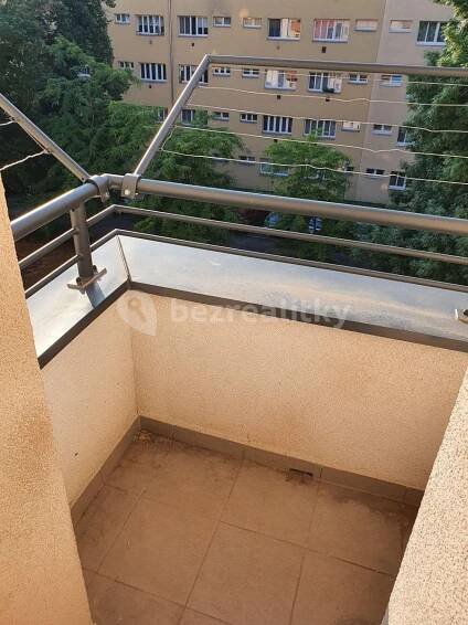 Pronájem bytu 3+1 72 m², Čihákova, Praha, Praha