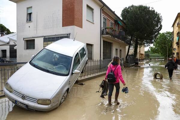 FOTO: Masivní povodně v severní Itálii zasáhly 35 obcí a vyžádaly si 9 obětí
