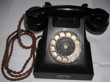 Stolní telefonní přístroj