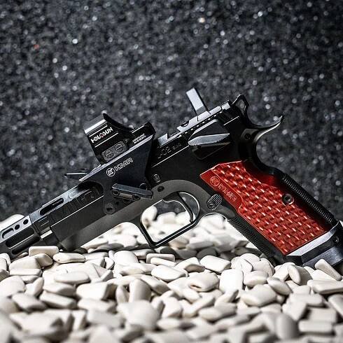 Pistol KMR l-02 Emiq (13)