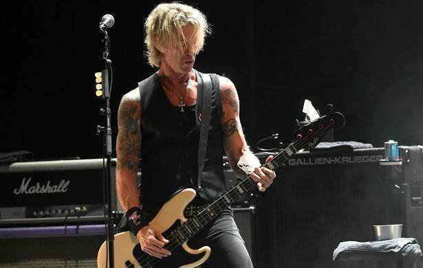 Duff McKagan performs live in 2023