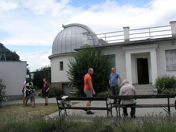 Ebi 2023 Dalimil 063  Hvězdárna v Uherském Brodě, kterou jsme důkladně vyplenili. Děkujeme za výborné koláčky.