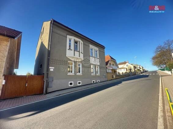 Pronájem pokoje 1+kk, 20 m2, Dobrovice