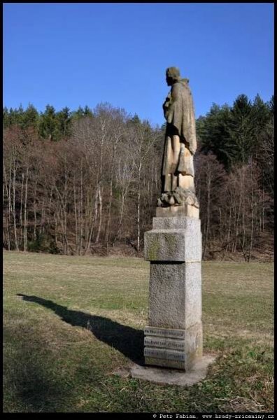Horní Lhotice – horní hrádek – fotografie / hrady-zriceniny.cz