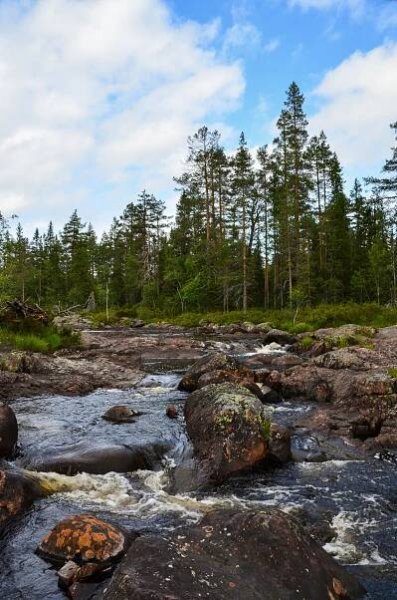 Auf Wasserfalltour – By Addy
