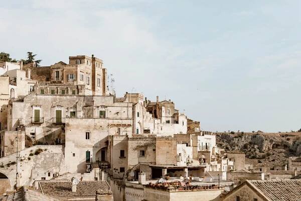 A Complete Guide to Matera, Italy | The City of Caves — ALONG DUSTY ROADS