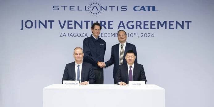Společnosti Stellantis a CATL investují až 4,1 miliardy eur do společného podniku na výstavbu velkého závodu na výrobu LFP baterií ve Španělsku - EkologickáAuta.cz