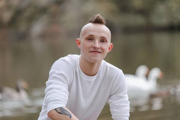 Senior session in a park0026