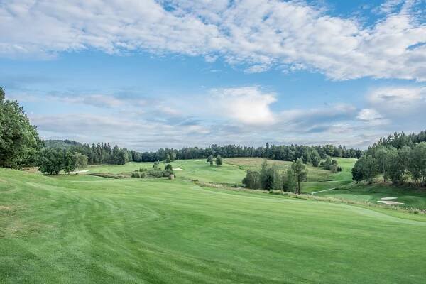 Golf course: 19