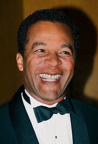 Clifton Davis - Wikipedia
