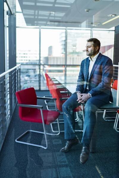 David Navrátil, hlavní ekonom České spořitelny / 2021 - Tomáš Nosil výjimečné fotografie pro výjimečné osobnosti