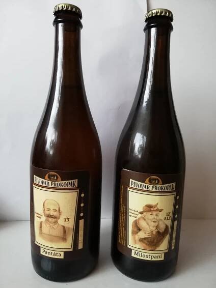 Soubor:Pivovar Prokopak Ukazka Produkce 2 Piva.jpg