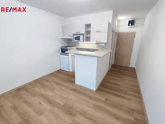 Podnájem garsonka 20 m2, po rekonstrukci, ul. Slámova, Prachatice., obrázek č. 1