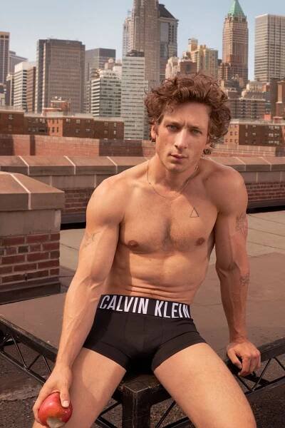 How Jeremy Allen White Prepped for His Calvin Klein Underwear Campaign