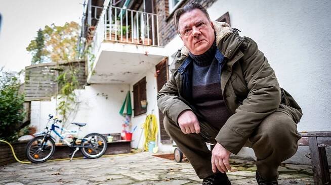 Im Abgrund - Z filmu - Peter Kurth