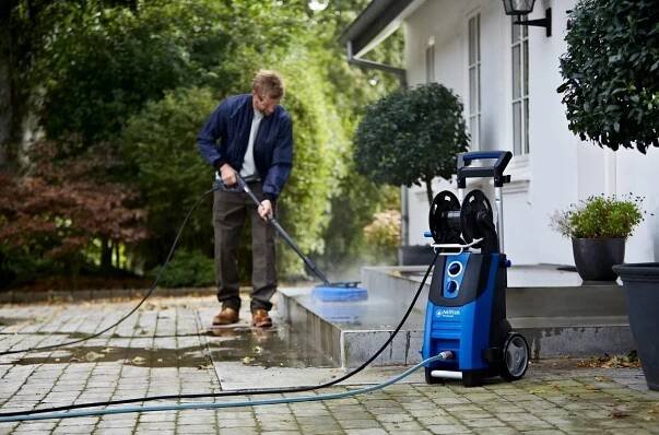 Nilfisk PREMIUM 200-15 EU Tlaková myčka Elektřina 650 l/h Modrá, černá | Quikset - Plzeň