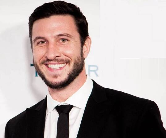 Pablo Schreiber Biography - Facts, Childhood, Family Life & Achievements
