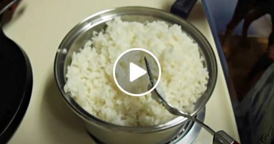 Konečně vím, jak správně dělat VAŘENOU RÝŽI dle japonského mistra: Vůbec nepotřebujete drahý rýžovar. Hravě si vystačíte s obyčejným hrncem (VIDEO)
