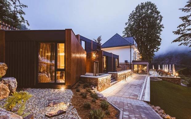 Vysočina: Údolí řeky Svratky a přehrada Vír v luxusním Forest Resortu ***** se snídaněmi + dětské hřiště
