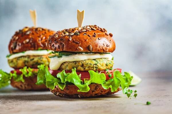 Burger für die Gesundheit: Vegane Aminosäuren einfach kombinieren