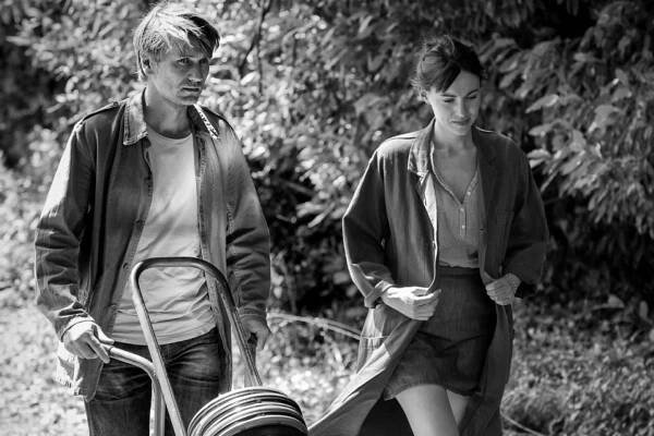 In the Shadow of Women US release Cannes