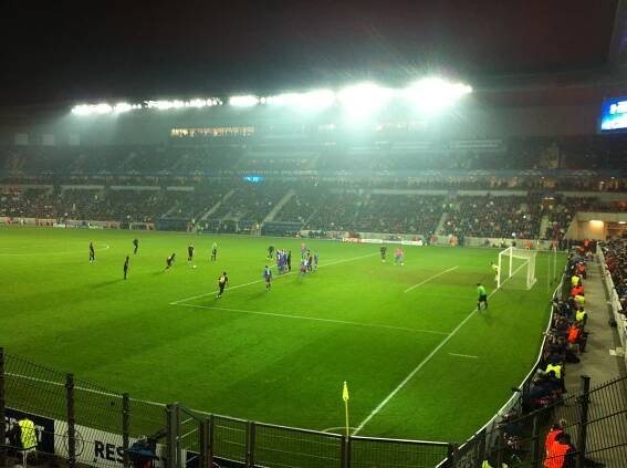 Soubor:Viktoria Plzen - FC Barcelona 0 4 Synot Tip Aréna.jpg – Wikipedie