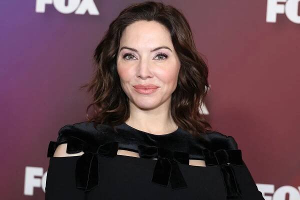 Whitney Cummings Says She May Try 'This Year' to Have a Baby After Freezing Her Eggs at 32