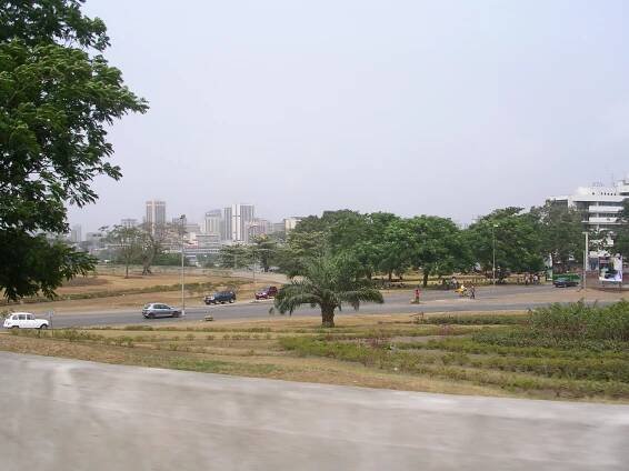 Soubor:Abidjan vue sur la ville.JPG – Wikipedie
