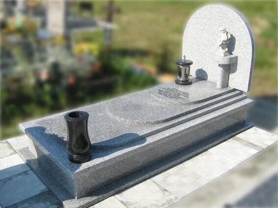 Galerie - Žula, mramor - Kamenictví GRANMAR - pomníky, hroby, náhrobky, dlažby, schody, parapety, kuchyňské a umyvadlové