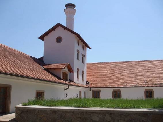 Panský pivovar Dačice (před 1610 – po 1925) – Pivovary.Info