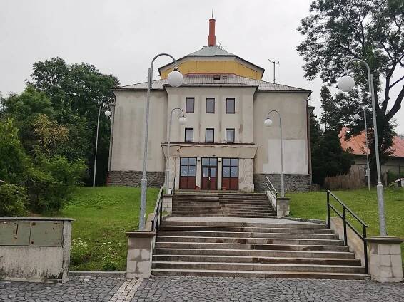 Soubor:Kino Hvezda Kamenicky Senov CZ.jpg – Wikipedie