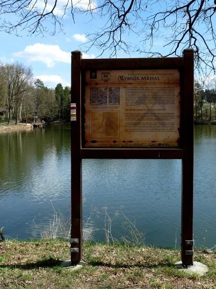 Cesta kolem hornického města