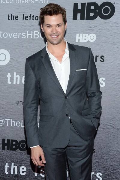 [PHOTOS] Hollywood Onstage: Bradley Cooper, Glenn Close, Matthew Broderick Headline NYC's 2014-15 Season