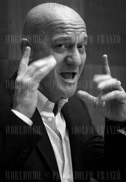 CLAUDIO BISIO Photo © Adolfo Franzò