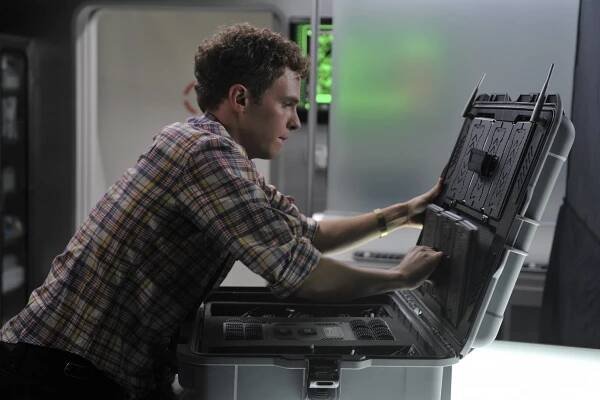 Agenti S.H.I.E.L.D. - 0-8-4 - Z filmu - Iain De Caestecker