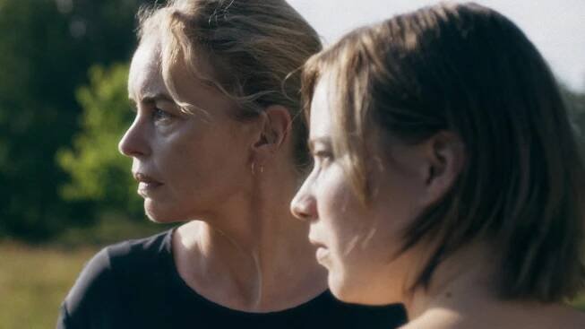„Zikaden“ mit Nina Hoss und Saskia Rosendahl im Kino: Ungleiche Frauenfreundschaft