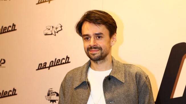 Jan Hofman odhalil zákulisí natáčení filmu Na plech. Byla to jízda, řekl a promluvil o spolupráci s Řezníkem – eXtra.cz