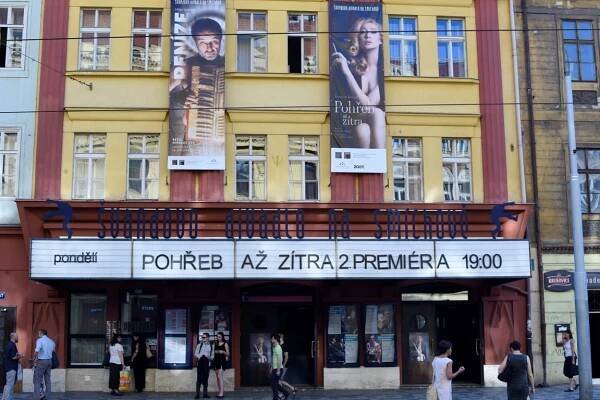 Pohřeb až zítra | Švandovo divadlo
