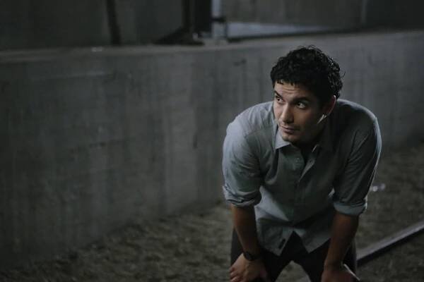 Tým Škorpion - Crazy Train - Z filmu - Elyes Gabel