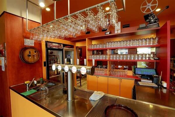 Restaurace Vatikán | Prostory OREL ČB