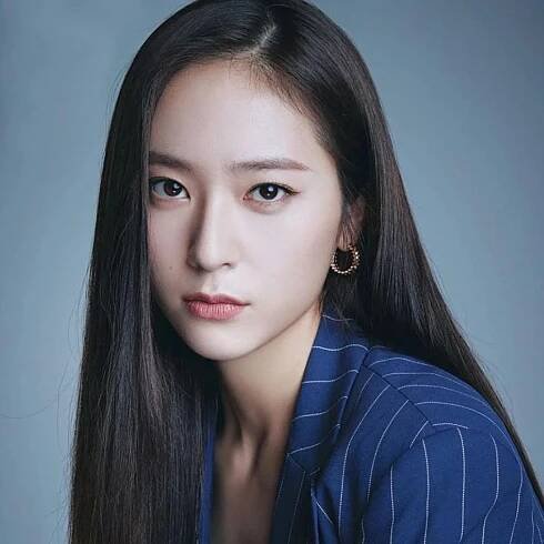 Krystal Jung 8